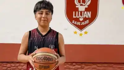 Del Club Luján a la celeste y blanca: el jujeño que sorprende en el básquet U13