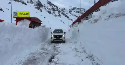 El corredor a Chile sigue bloqueado: Alta Montaña amaneció con -15° y no hay fecha de apertura