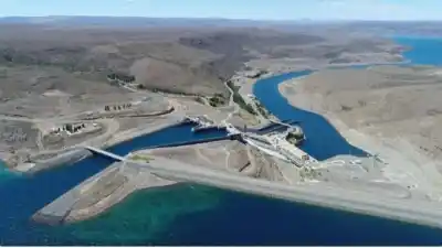 El plan del Comando Sur para quedarse con el agua que necesita la IA en la Patagonia