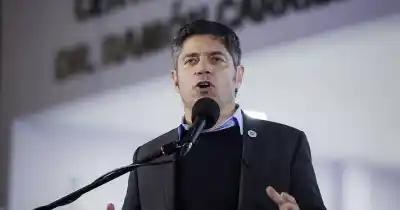 El gesto que delata la estrategia de Kicillof: no quiere dialogar con Cristina y acelera su propio armado