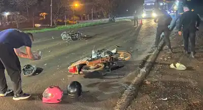 Tres heridos tras un fuerte impacto entre motos en la ruta 12