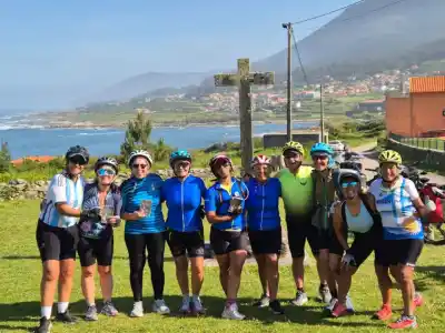 El viaje que cambia la vejez: la médica neuquina que desafía los límites con turismo transformacional