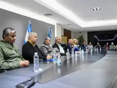 El 29% que duplica a la Nación: el plan de Formosa para sostener salarios pese a la caída de fondos
