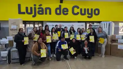 Luján de Cuyo entregó 36 máquinas a emprendedores gastronómicos: las condiciones del crédito
