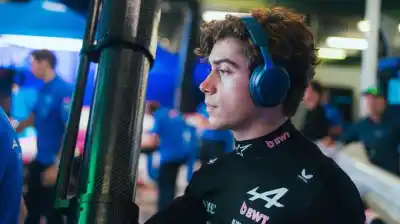Incidente en Australia: Colapinto y Hamilton protagonizan una situación de alto riesgo que terminó en la mesa de los comisarios