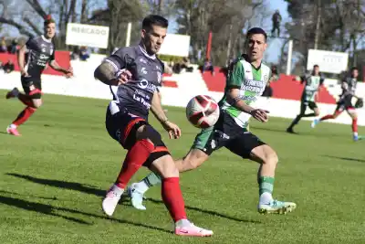Costa Brava rescató un empate agónico en Rawson y sigue sumando en la Reválida
