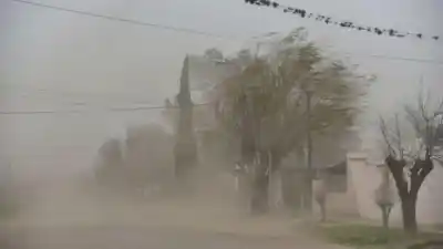 Viento Zonda en Catamarca: las zonas que quedarán bajo alerta amarilla este domingo