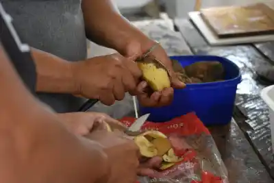 Exigen salario para las cocineras comunitarias: la UTEP presiona al Ejecutivo