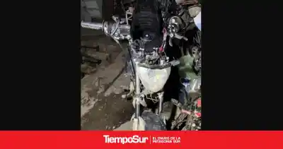 Lo abandonó y escapó corriendo: secuestran una moto con pedido de captura en Caleta Olivia
