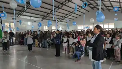Minibuses adaptados y lengua de señas: así celebra Río Negro el Día de la Educación Especial