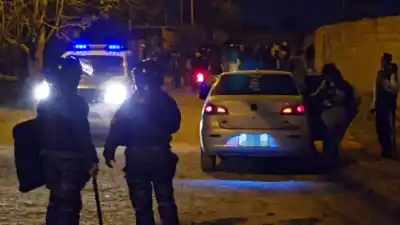 Operativo en dos barrios de Salta: clausuraron fiestas con menores y sonido a todo volumen