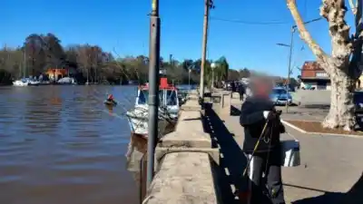Misterio en la Costanera: hallan un cuerpo sin vida en las aguas del río Gualeguaychú