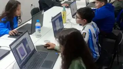 Programación para chicos: abren las inscripciones en La Banda y hay un detalle que tenés que saber