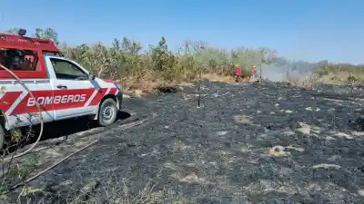 Alerta en La Rioja: Bomberos sofocaron cuatro incendios en un mismo día