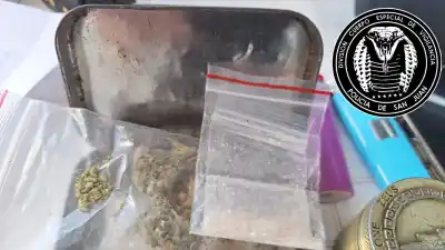 En pleno centro de San Juan: encontraron marihuana y una sustancia que sería MDMA entre sus pertenencias