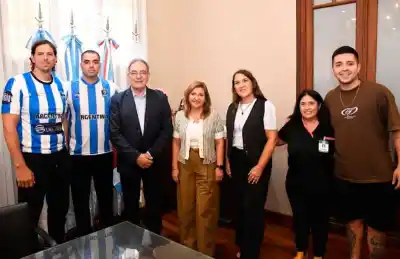 Capital: La intendente recibió a los santiagueños que buscan un lugar en la Selección Argentina