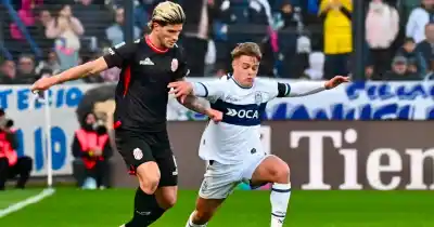 El Lobo festejó en La Plata: mirá los goles del 2 a 0 ante Barracas