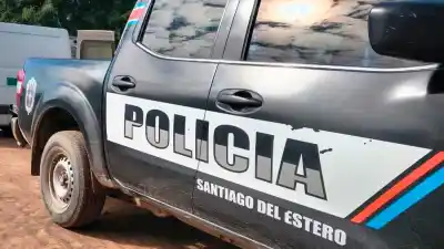 Un joven volcó en la Ruta 34 tras esquivar un camión: el auto quedó a 20 metros del asfalto