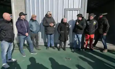 El homenaje que une generaciones: Torres celebró a los históricos del automovilismo chubutense