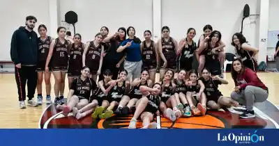La hazaña de las chicas de San Miguel: se quedaron con el título en el torneo U12