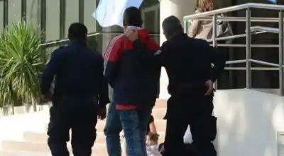 Liberaron al violento que dejó a su novia en bolas en la calle