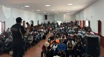 Cachi: más de 500 adultos mayores se capacitaron para no caer en ciberestafas