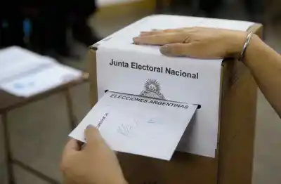 El rompecabezas electoral de La Pampa: la llave de Ziliotto y la trampa que acecha a la oposición