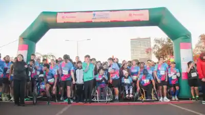 La Maratón Posadas reunió a más de 1.600 atletas y encendió la ciudad