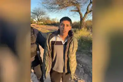 Intentó escapar de la policía pero lo atraparon: el famoso delincuente que vuelve a caer
