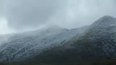 El frío extremo golpea Jujuy: alerta amarilla por nieve y viento en estas zonas
