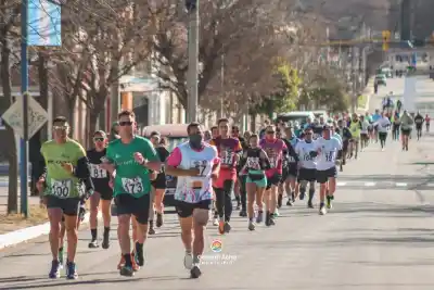 General Acha vibró con más de 150 atletas en la cuarta fecha del Regional de Fondo