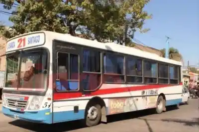 Tras la asamblea por los sueldos, la línea 21 vuelve a circular: qué pasó en las primeras horas