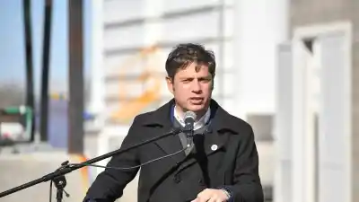 Kicillof recorre la Provincia: obras, escuelas y viviendas en cuatro municipios