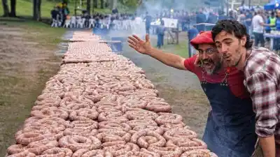 Vuelve la choripaneada más grande del mundo: esta vez, con un fin solidario