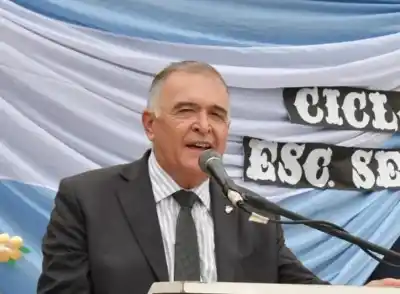 Jaldo inaugura las obras de la Escuela N° 120 y anticipa jornada extendida en Santa Rosa de Leales