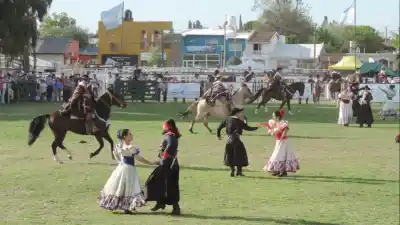 El campo pampeano celebra su centenario con un certamen que premia la memoria y la creatividad