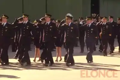 114 años custodiando los cielos: la Fuerza Aérea festejó en Paraná y premió a un hospital