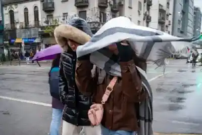 Alerta en 11 provincias: el SMN advierte por frío extremo, nieve y vientos que paralizarán actividades