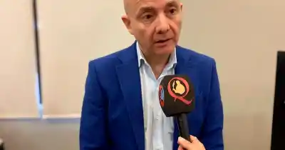 Brizuela: 'Es temprano para hablar de candidaturas', pero ya negocia una oposición alineada con Milei