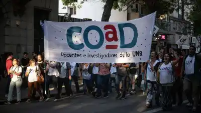 El gremio docente de la UNR define su plan de lucha: ¿paro por tiempo indeterminado?