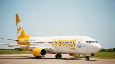 La crisis de Flybondi se agrava: 700 exempleados denuncian que no cobran sus indemnizaciones