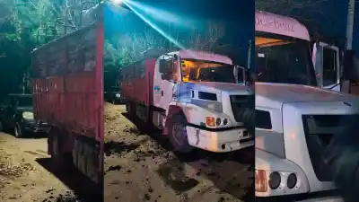 El fuego amenazaba con devorar el camión y lo que hicieron los peones dejó a todos helados