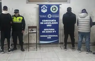 Hallaron una pistola cargada y marihuana en un auto: los cuatro ocupantes terminaron detenidos