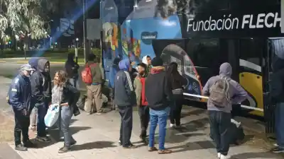 El frío golpea fuerte: Rosario Solidaria sale a pedir ayuda para no dejar a nadie en la calle