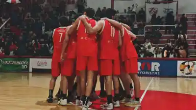 Independiente de Neuquén grita campeón: liquidó la serie ante Unión con una paliza histórica