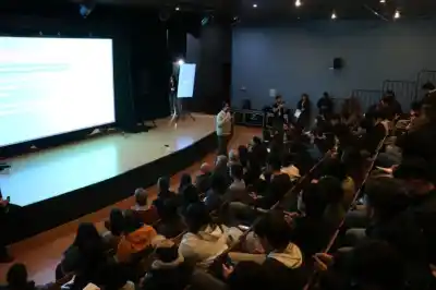 Hacka Neuquén rompe récord con 107 participantes y estrena paridad de género