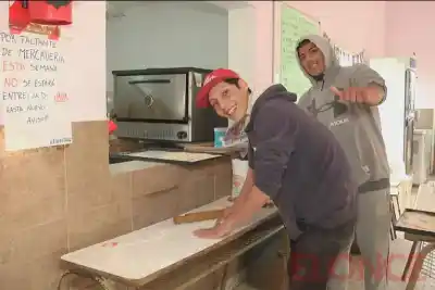 Un merendero de Paraná alimenta a 300 personas por día y lanza un desesperado pedido: 'El aceite es oro'