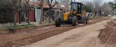 El plan que transforma Villa Dolores: las máquinas ya trabajan en una nueva calle