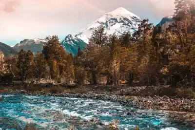 Invierno en Junín de los Andes: fe, naturaleza y nieve en un solo destino