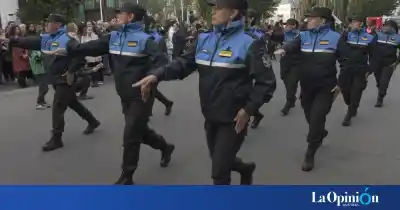 Ingresar a la Policía de Santa Cruz: abren inscripciones y revelan el sueldo inicial que cobrarán los cadetes